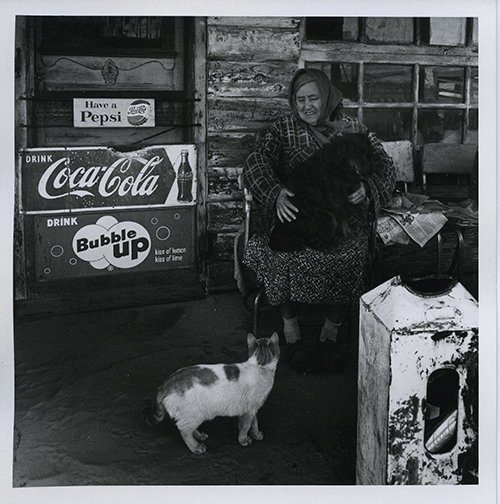 Ruby Black at Possum Trot (site view, n.d.), Yermo, CA, c. 1954–1972. Photo: Seymour Rosen. © SPACES—Saving and Preserving Arts and Cultural Environments.