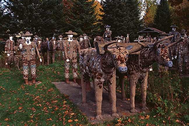Fred Smith, Farming With Oxen, Wisconsin Concrete Park (site view, 1995), Phillips, WI, 1948–64. Photo: Ron Byers.